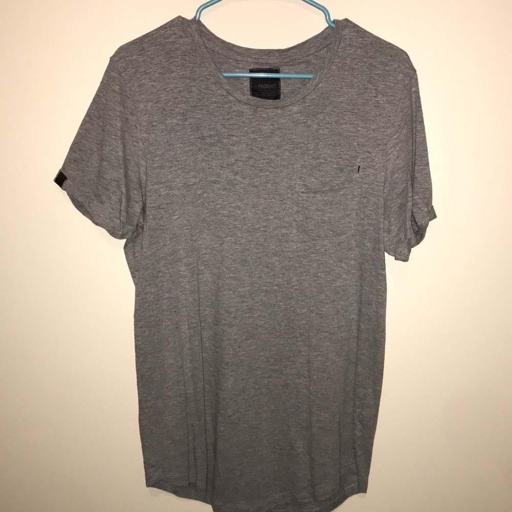 Gray produkt stylish T-Shirt with front pocket